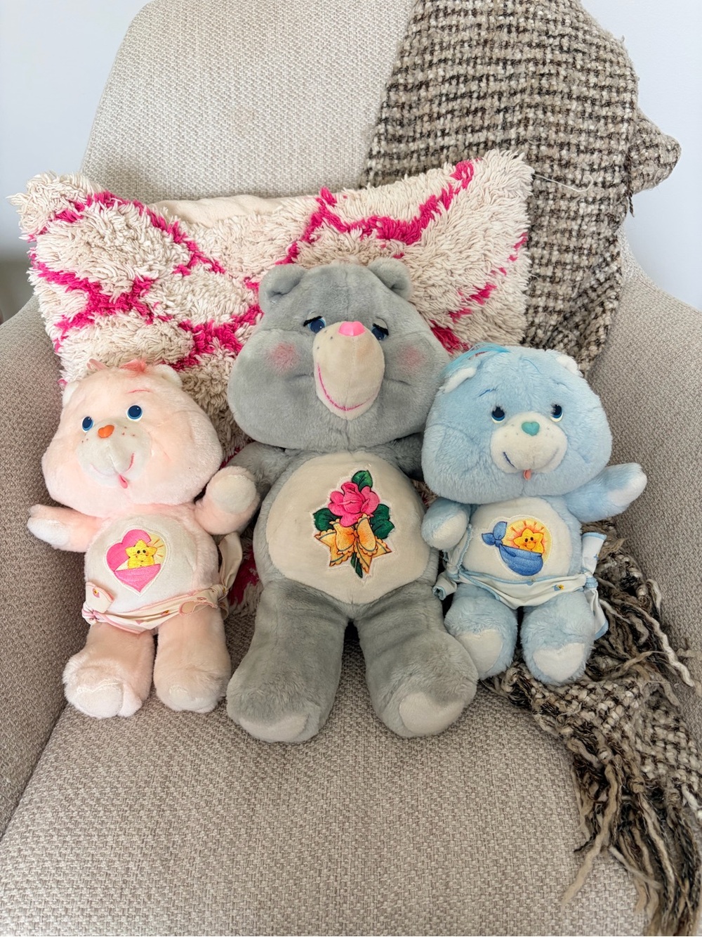 Grams Bear and Hugs and Tugs Good Condition